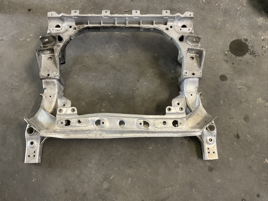 2019 MERCEDES BENZ E63 AMG FRONT ENGINE SUBFRAME OEM~DAMAGE~2056208001