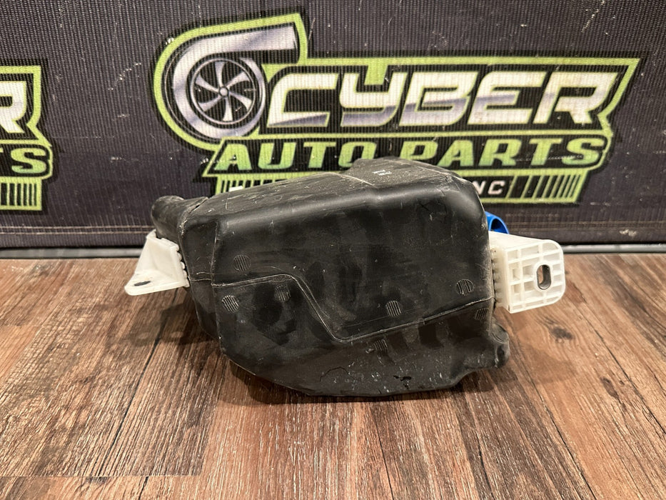 2017-18 AUDI R8 WINDSHIELD WASHER RESERVOIR TANK OEM 4S1 955 449