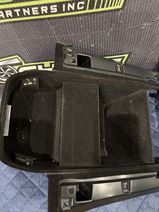 2018 AUDI R8 SPYDER REAR STORAGE COMPARTMENT BIN OEM 4S7 868 675