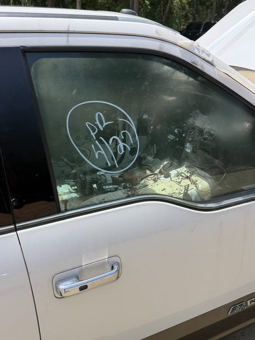 2017-2022 FORD F250 F350 F450 KING RANCH WHITE FRONT PASSENGER RH DOOR (UG, H5)