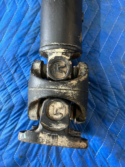 2018 NISSAN TITAN XD FRONT DRIVESHAFT 37200EZ00B OEM 37200 EZ00B