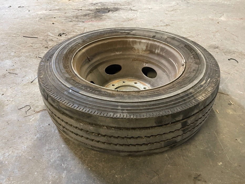 2019 FORD F450 DUALLY MICHELIN REAR INNER TIRE WHEEL RIM 225/70R19.5