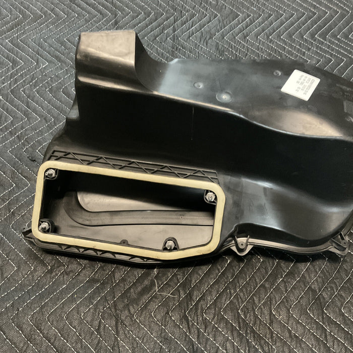 2014 MERCEDES BENZ S550 HEATER AIR BOX DUCT COWL  AIR TANK BLACK OEM