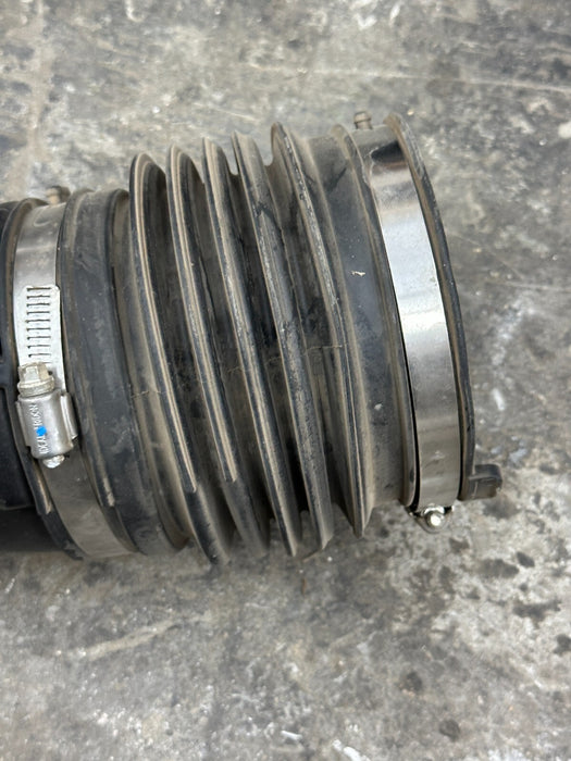 2023 2024 FORD F250 F350 CLEAN AIR INTAKE TUBE LC34 9R504 AD