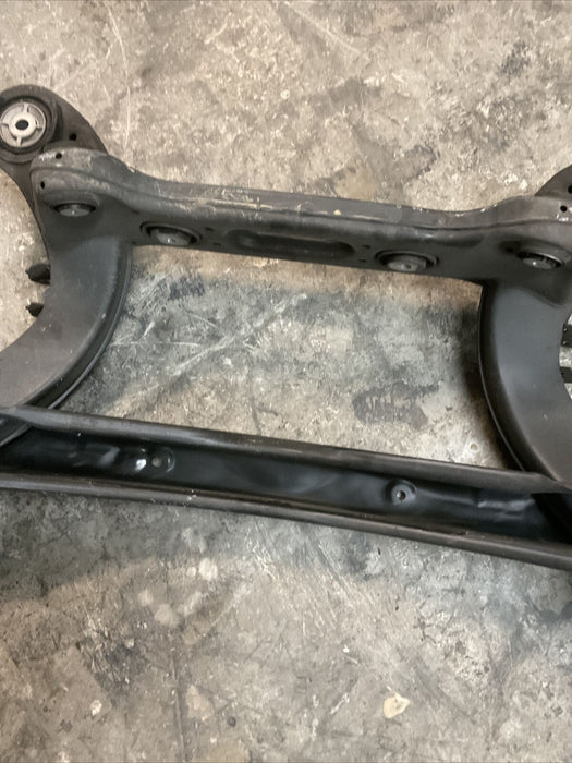 2017 MERCEDES C63 AMG OEM CABRIOLET REAR SUSPENSION CROSS-MEMBER SUBFRAME