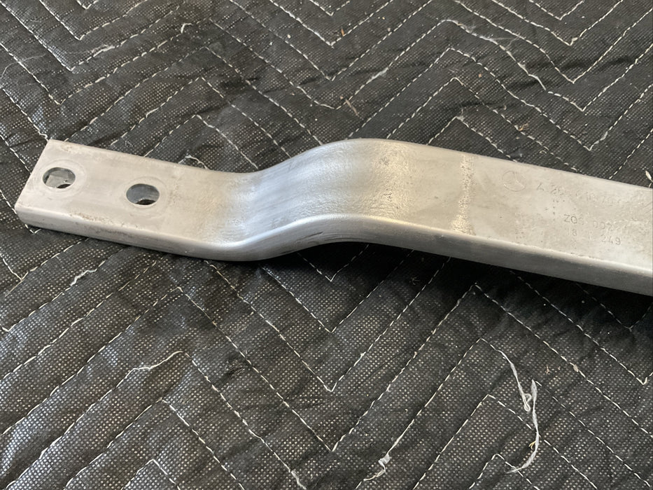 2018 MERCEDES E63S C63S AMG FLOOR PAN REINFORCEMENT STIFFENER 205-610-70-01 OEM
