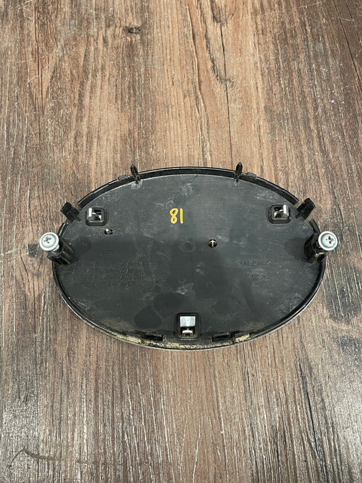 2014 TOYOTA PRIUS V FRONT BUMPER GRILLE W CHROME & EMBLEM OEM