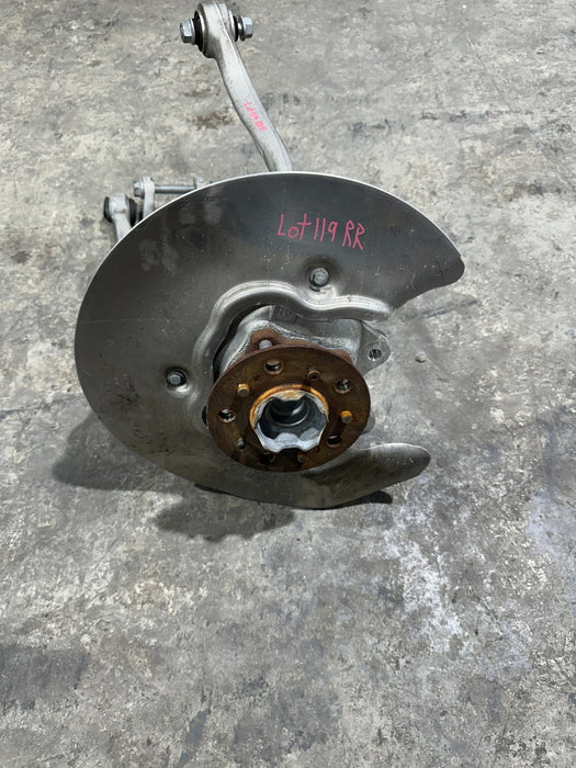 2024 BMW M3 M4 G80 G82 REAR RIGHT SPINDLE KNUCKLE HUB OEM 8K MILES