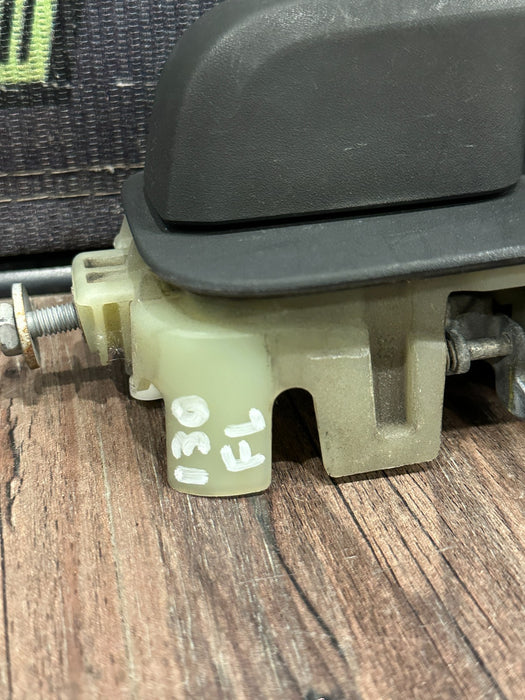 2017-2019 FORD F250 F350 F450 FRONT LEFT DOOR HANDLE OEM
