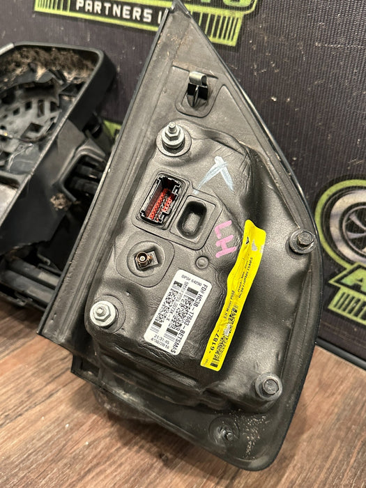 2017-19 FORD F250 F350 F450 LEFT TOW MIRROR W CAMERA OEM *DAMAGED*