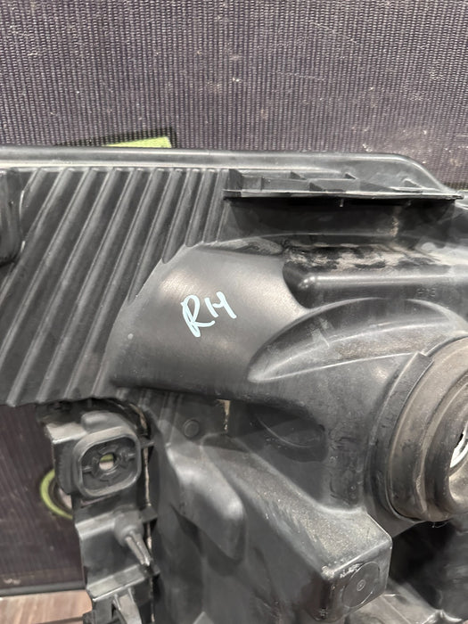 2017-19 FORD F250 F350 F450 PASSENGER RIGHT HALOGEN HEADLIGHT OEM *READ DESC*