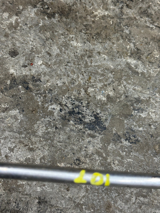 2014 AUDI R8 5.2L V10 CENTER VENT TUBE BREATHER LINE 420 121 465 A