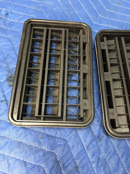 2011 BMW 550i F10 5 SERIES QUARTER PANEL AIR VENT GRILLE 6962293 64-22-6-962-293