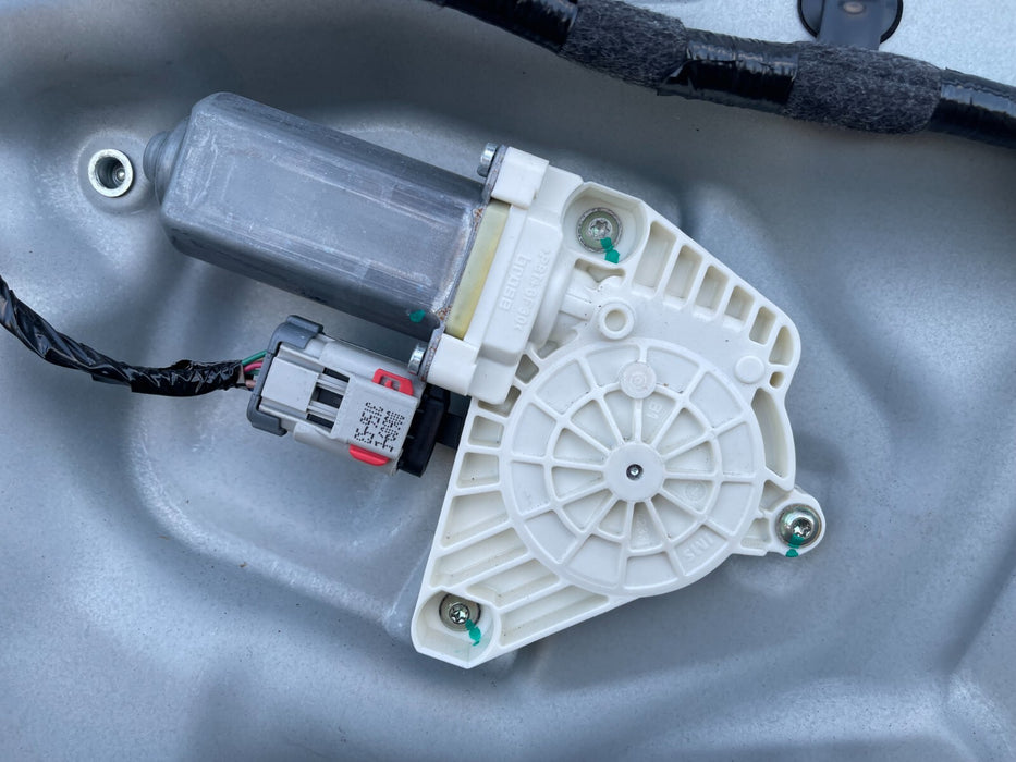 2018 NISSAN 370Z NISMO COUPE PASSENGER RH DOOR PEARL WHITE *QAB* OEM 2009-2020