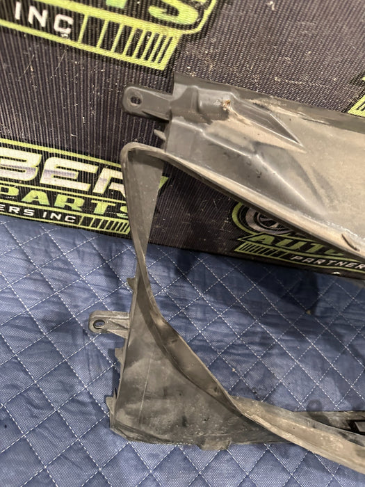 2014 AUDI R8 FRONT RIGHT PASSENGER FAN SHROUD OUTER DUCT 420 121 282 B