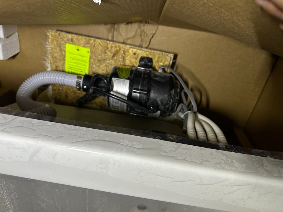 MTI KAHLO 2 DROP IN BATH TUB BRAND NEW