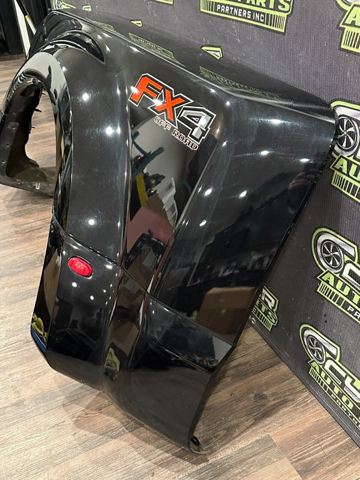 2019-22 FORD F350 F450 DUALLY LEFT BED FENDER FLARE AGATE BLACK (UM) OEM *SCUFFS