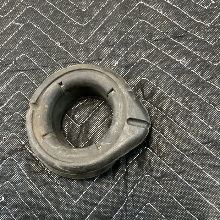 2015 DODGE HELLCAT REAR UPPER COIL SPRING RUBBER CAP MOUNT ISOLATOR OEM