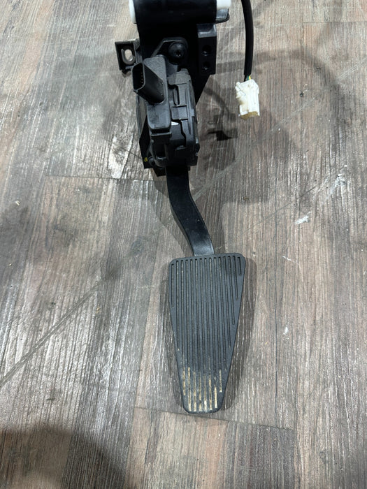 2024 DODGE RAM 3500 LARAMIE ACCELERATOR GAS PEDAL ASSEMLY OEM 57009271AA