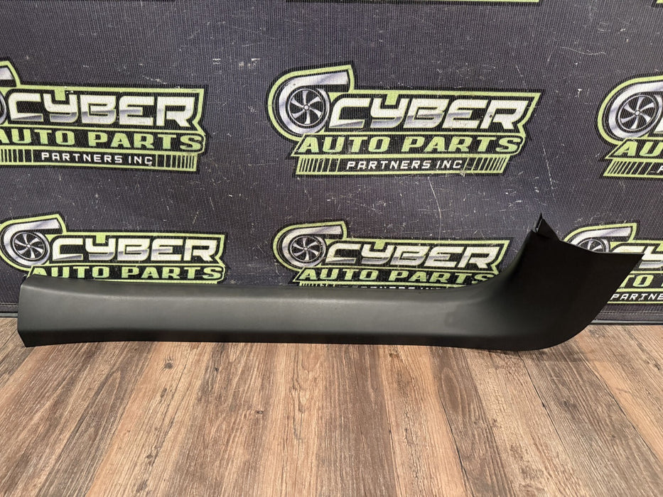 2021 AUDI R8 DRIVER LEFT LOWER A PILLAR TRIM PANEL OEM *SLIGHT HEAT WEAR #8*