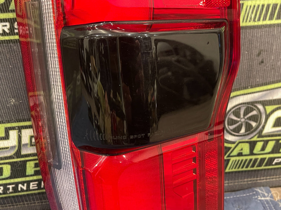 2023-2026 FORD F250 F350 F450 PASSENGER RIGHT LED TAIL LIGHT W BLIND SPOT OEM