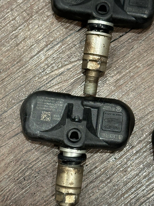 2011 NISSAN 370Z TPMS TIRE PRESSURE MONITOR SENSOR SET (4) OEM 2009-2020