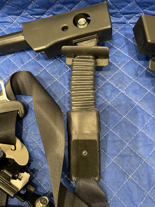 2017 INFINITI Q50 RED SPORT FRONT LEFT & RIGHT SEATBELTS OEM (2)