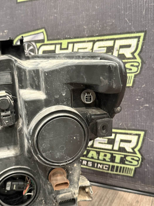 2016-2019 NISSAN TITAN XD PASSENGER RIGHT LED HEADLIGHT OEM *LOW BEAM BAD*