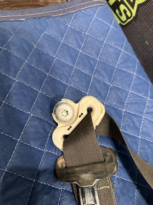 2017 RAM 2500 LARAMIE FRONT PASSENGER RIGHT SEAT BELT RETRACTOR OEM