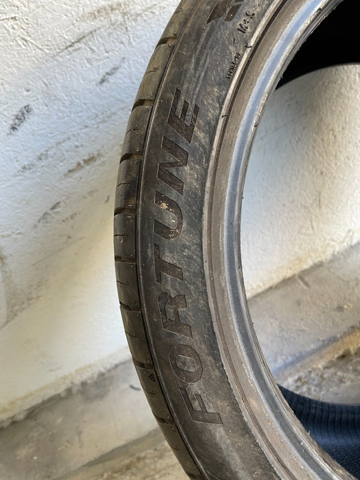 FORTUNE VIENTO FSR702 245/40ZR19 (1)