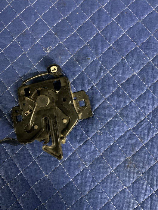 2017-2019 FORD F250 F350 F450 HOOD LATCH RELEASE ASSEMBLY OEM