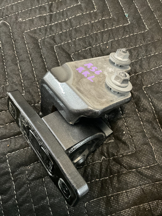 2018-2021 MERCEDES E63S AMG REAR LH UPPER/LOWER DOOR HINGE OEM A 213 730 20 02