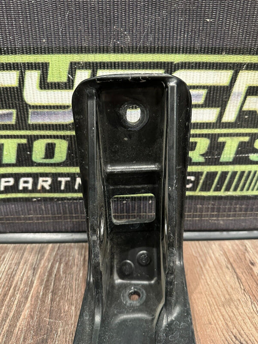 2021 AUDI R8 FRONT LEFT SUSPENSION STRUT TOP MOUNTING BRACKET OEM 4S0 805 363 B