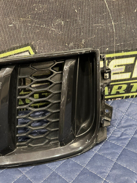 2018 AUDI R8 PLUS SPYDER REAR RIGHT BUMPER GRILLE VENT OEM 4S0 807 698 A