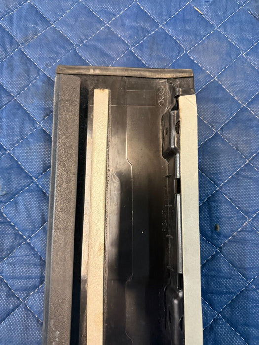 2017-2019 FORD F250 F350 FRONT DRIVER LEFT GLOSS BLACK DOOR B PILLAR TRIM OEM