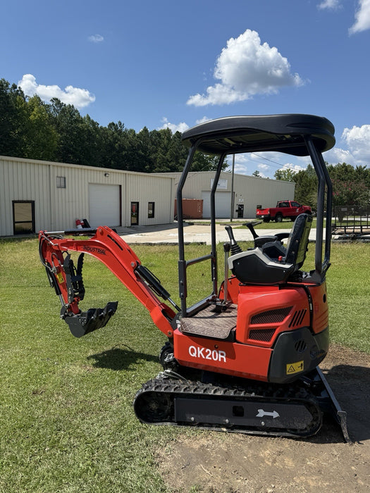 AGT QK20R 1 Ton Mini Excavator – 23HP RATO Engine 739CC - BRAND NEW - HYD THUMB