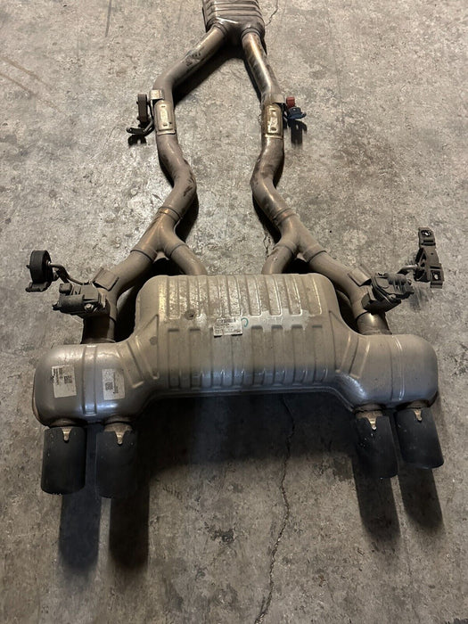 2020 BMW M4 F82 EXHAUST MUFFLER & CENTER PIPE