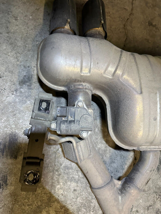 2020 BMW M4 F82 EXHAUST MUFFLER & CENTER PIPE