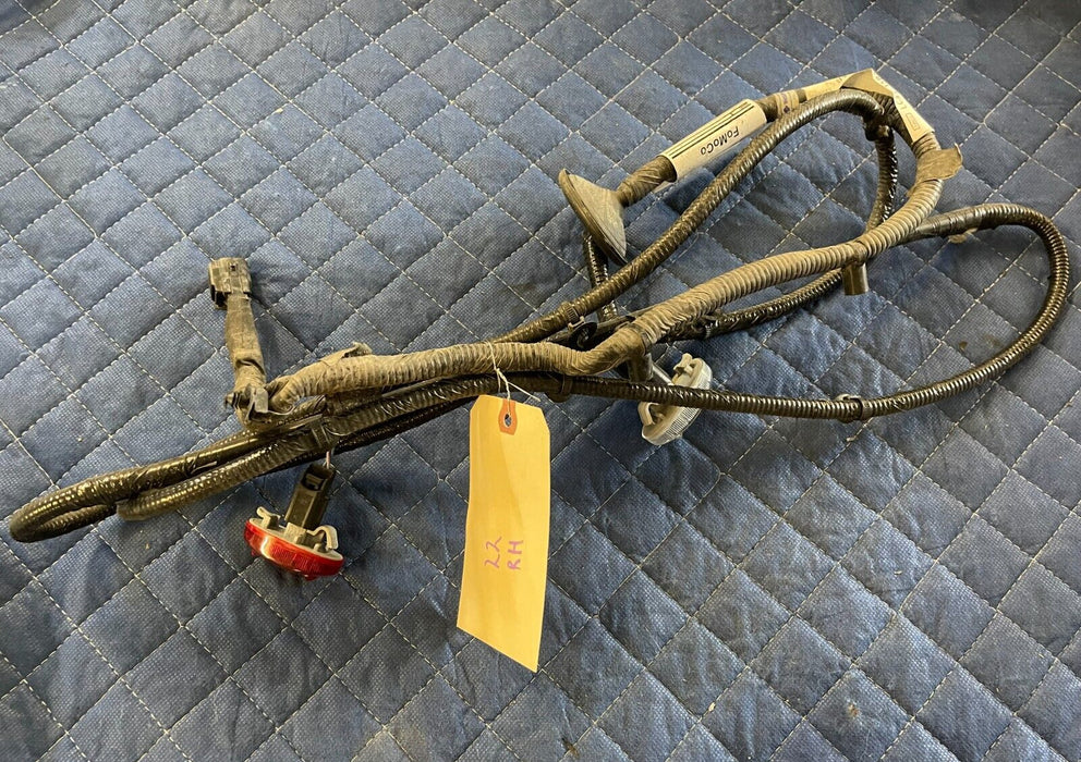 2022 FORD F450 SD DUALLY BED PASSENGER RIGHT FENDER FLARE HARNESS OEM