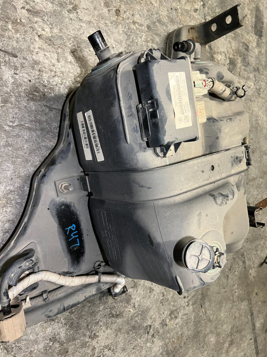 2017 RAM 2500 3500 6.7L DIESEL DEF DIESEL EXHAUST FLUID TANK W/ BRACKET OEM 2018