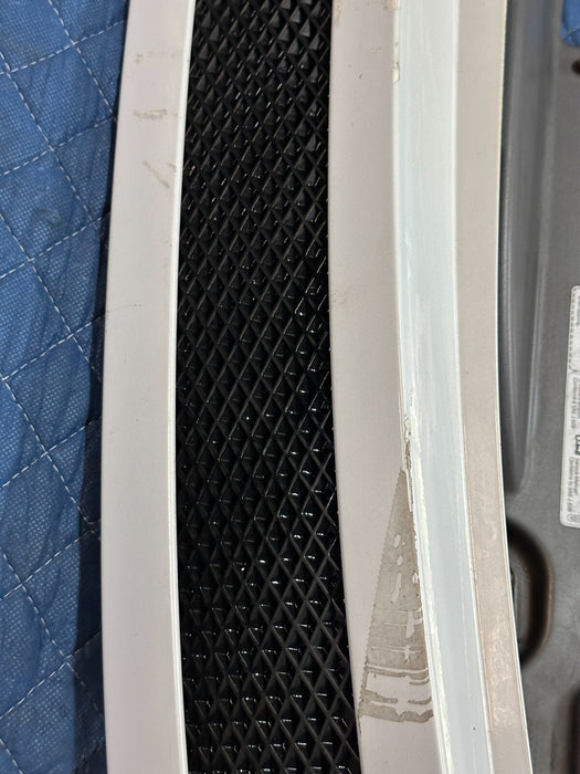 2008-2015 AUDI R8 V10 COUPE REAR SPOILER WING ASSEMBLY WHITE ~MINOR COSMETIC~