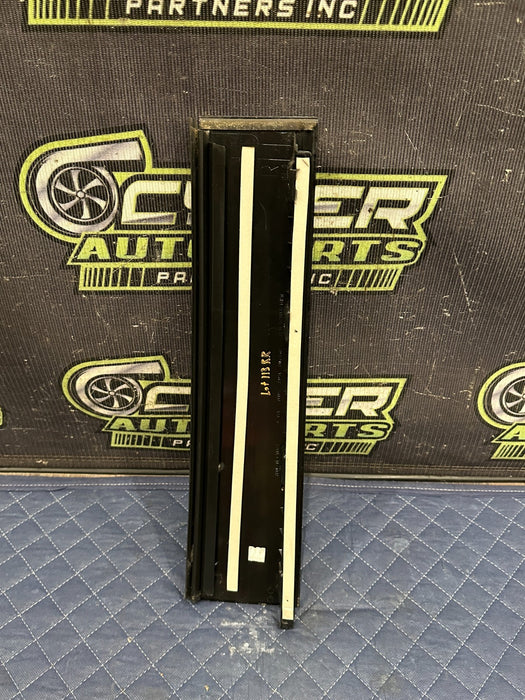 2019 FORD F150 3.5L RAPTOR REAR RIGHT GLOSS BLACK DOOR B PILLAR OEM *RESIDUE 3*