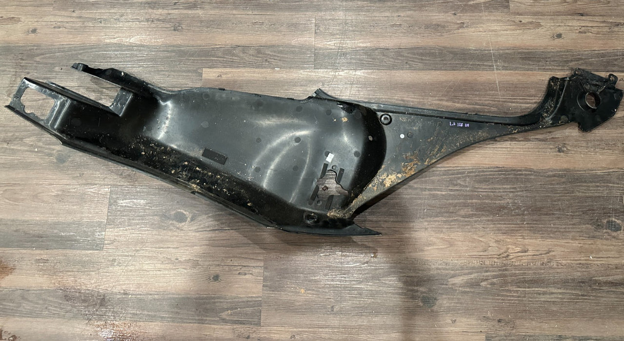 2017 AUDI R8 LEFT FENDER WHEEL ARCH TRIM COVER OEM 4S0 821 169
