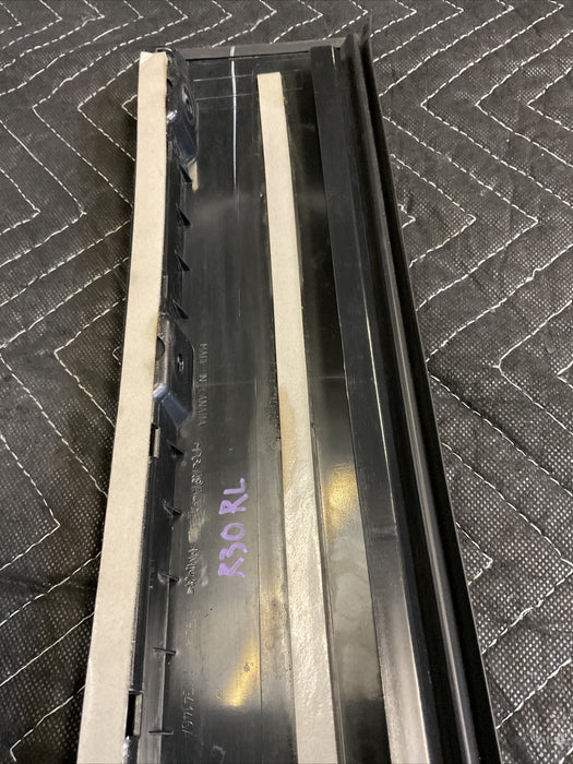 2017 FORD F250 F350 F450 REAR DRIVER GLOSS BLACK B PILLAR MOLDING OEM