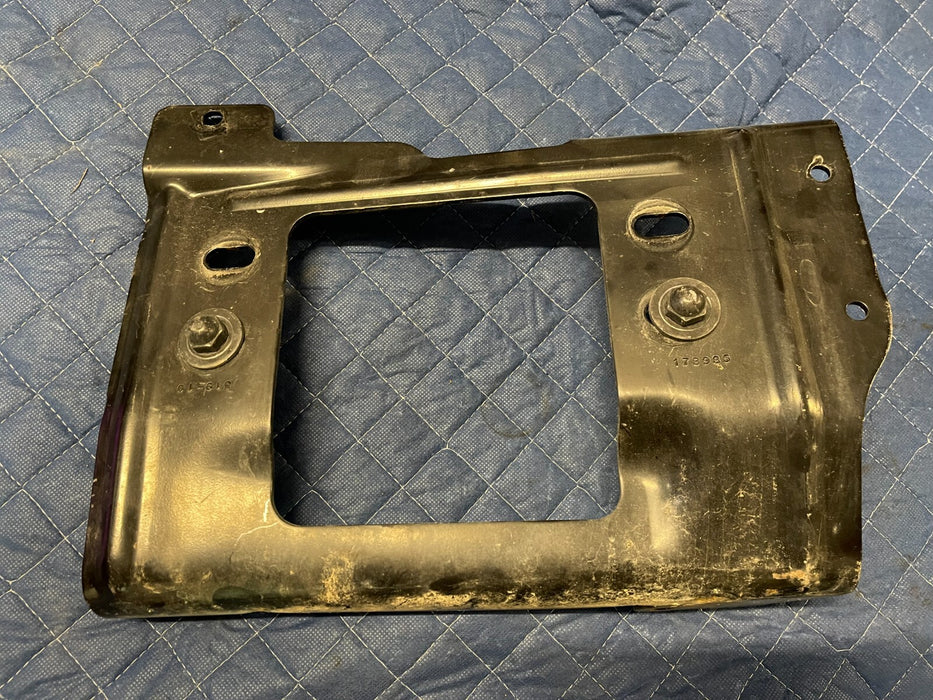 2020 FORD F250 F350 RIGHT SIDE INNER BUMPER BRACKET W HARDWARE OEM