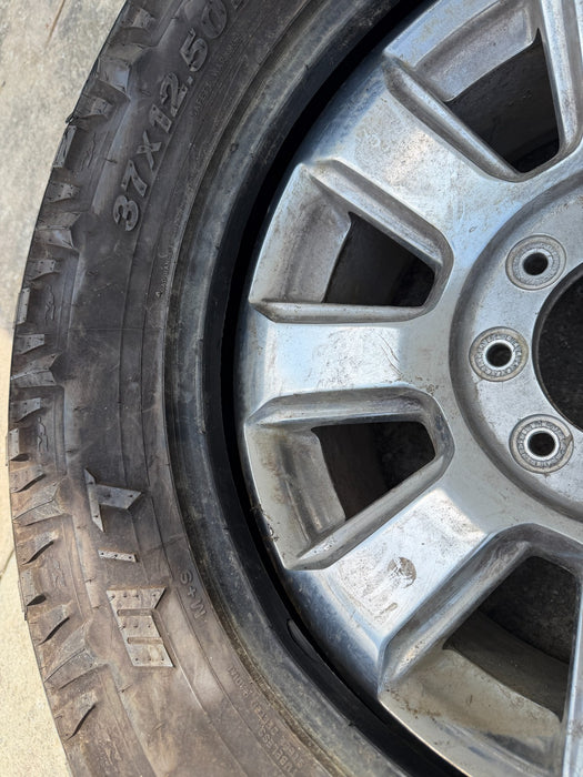 2022 FORD F250 PLATINUM FACTORY TAKE OFF WHEELS 20" 37X12.50 NITTO TIRES 8X170