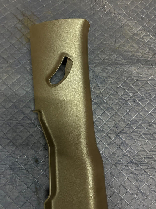 2017-2019 FORD F250 F350 LIMITED DRIVER LEFT C PILLAR TRIM OEM