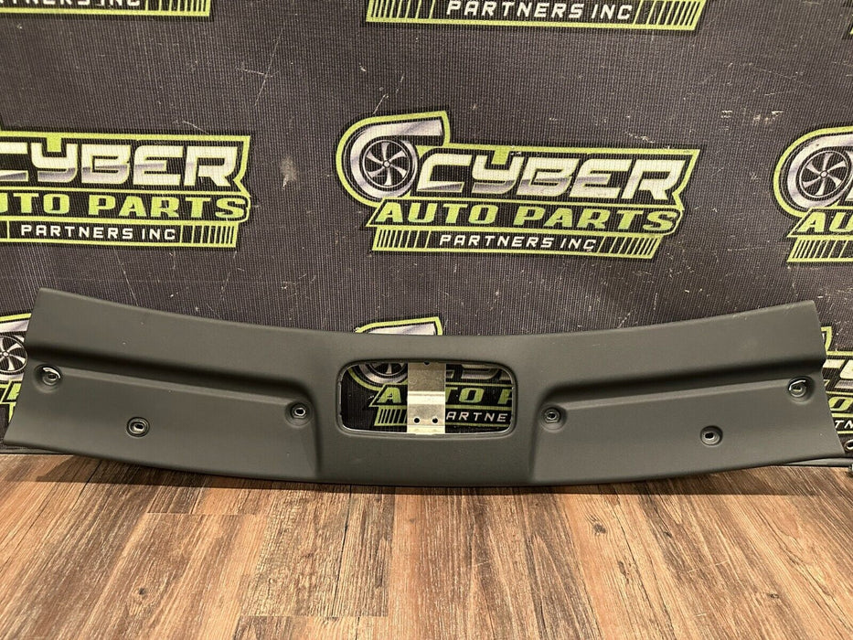 2017-18 AUDI R8 PLUS SPYDER WINDSCREEN WINDOW FRAME TRIM PANEL OEM 4S7867512