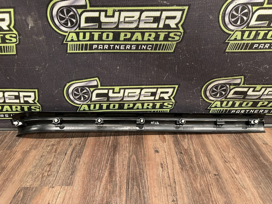 2020 BMW M4 F82 FRONT DRIVER LEFT DOOR SILL SCUFF PANEL TRIM OEM 727763901