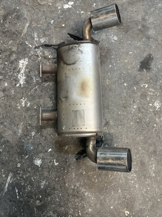 2018 NISSAN 370Z OEM REAR MUFFLER EXHAUST WITH TIPS 20100 0GA0A
